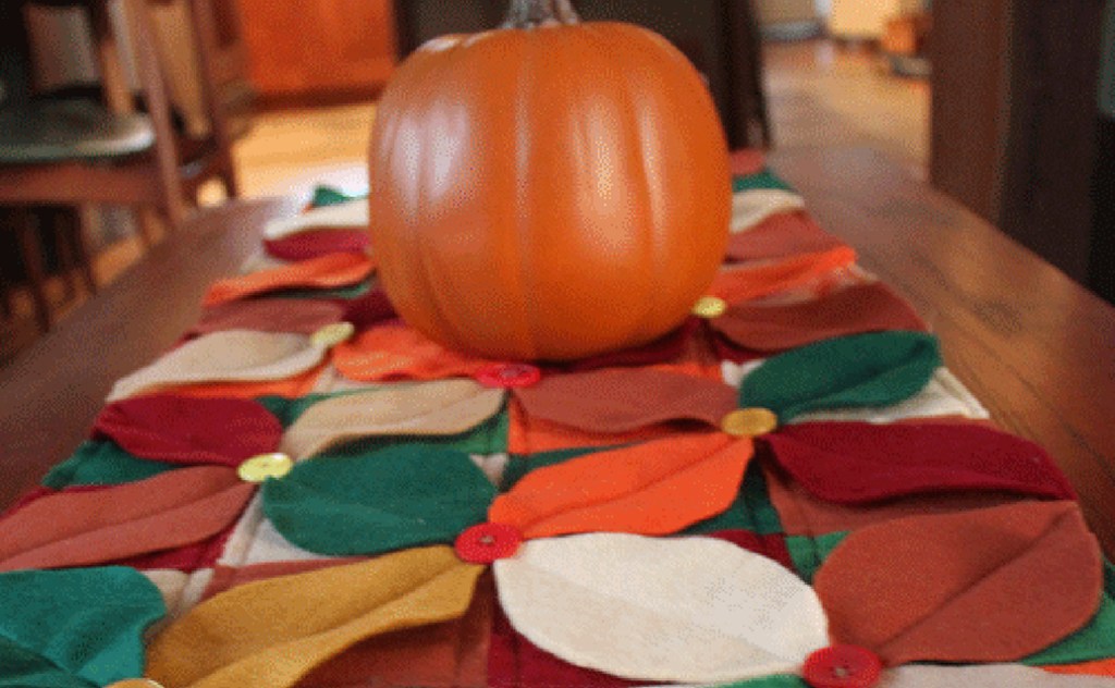 Thanksgiving Table Runner –&nbsp;Flashback