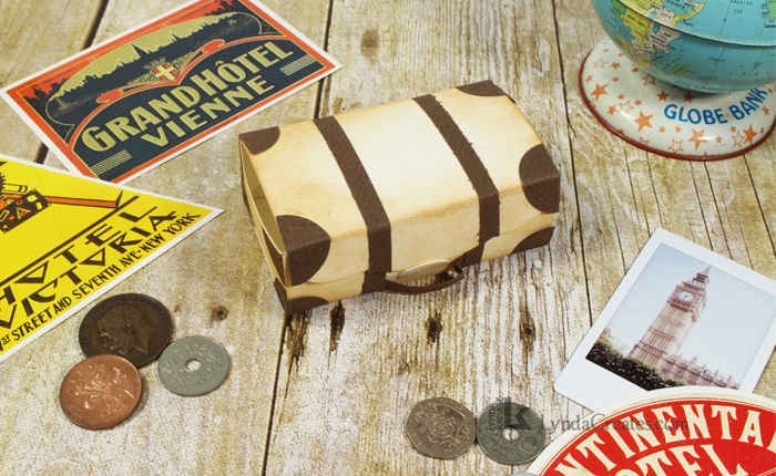 Sizzix Flat Fold Box – Mini&nbsp;Suitcase